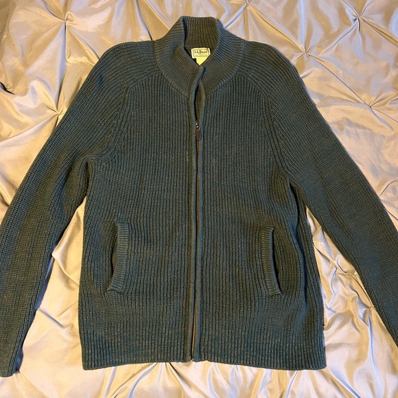 L.L. Bean Other - LL Bean Men's Cardigan Size Medium-reg Full-Zip Dark Green